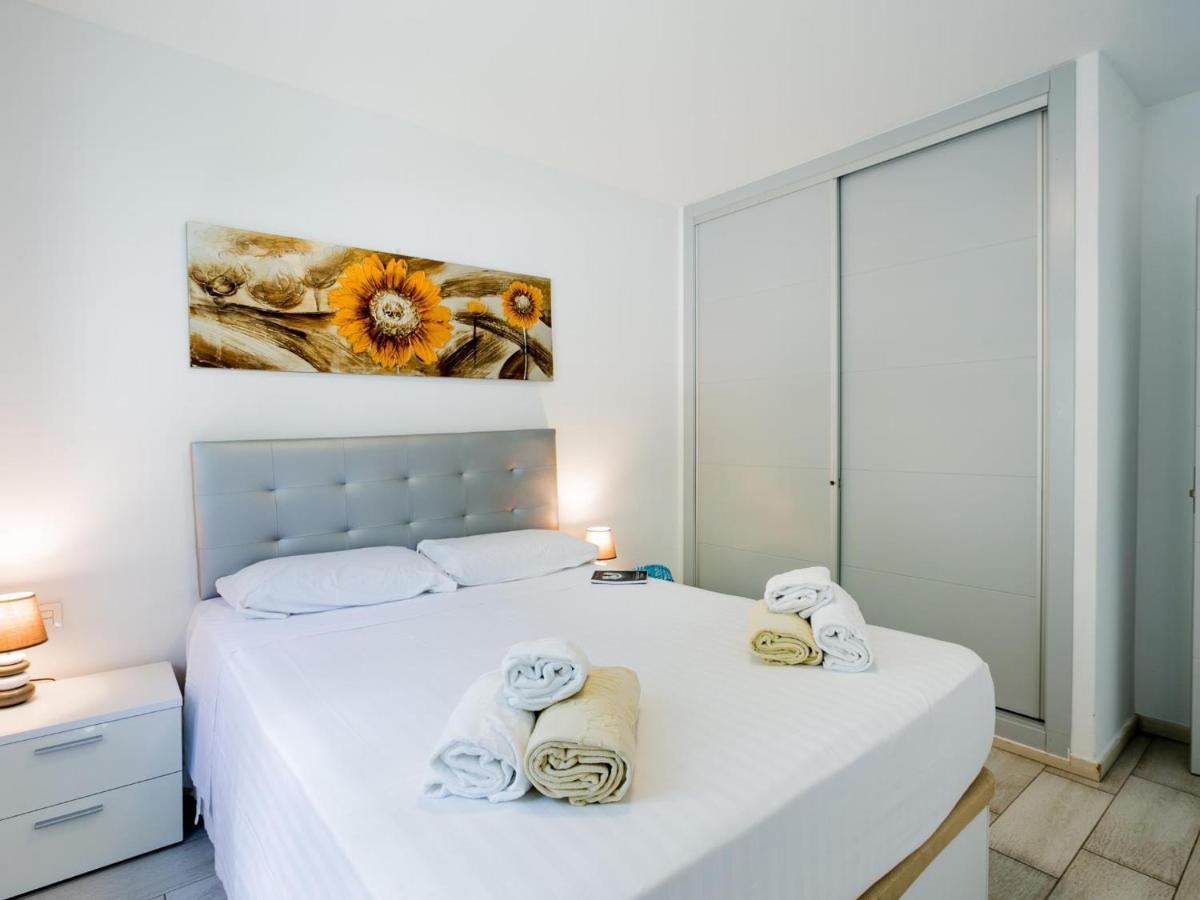 A13 Optimist Beautiful And Comfortable Playa de las Américas Buitenkant foto